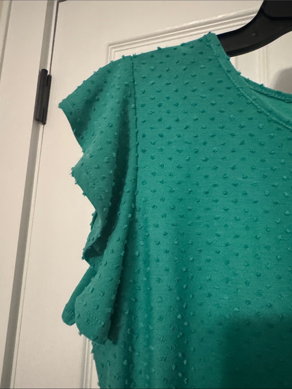 Bombom Made in USA Women’s Textured Flutter Sleeve Green Top - Picture 4 of 6